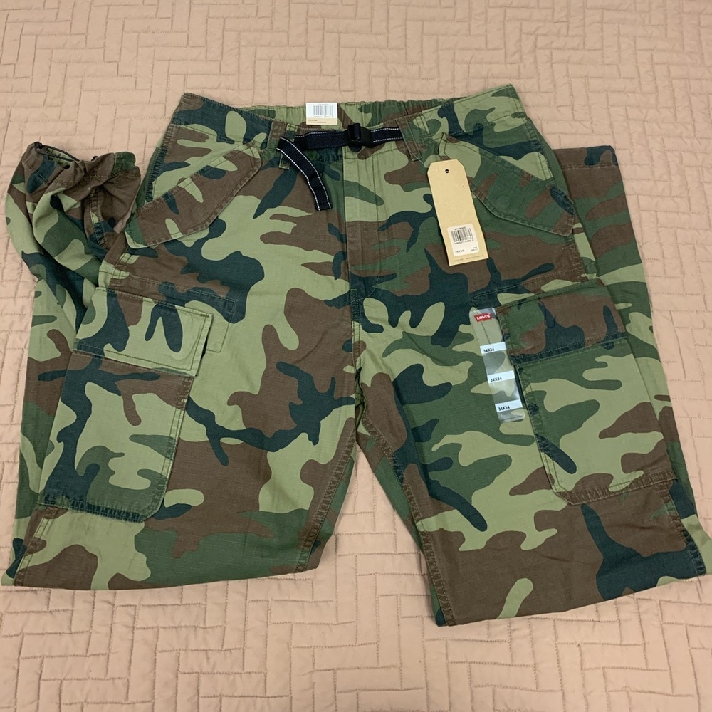 Levi’s Camo Carrier Cargo Utility Pants sz 34x34